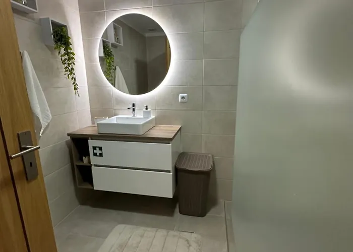 Lido View Holiday * 푼샬